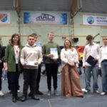 11 (44) Easy Resize.com