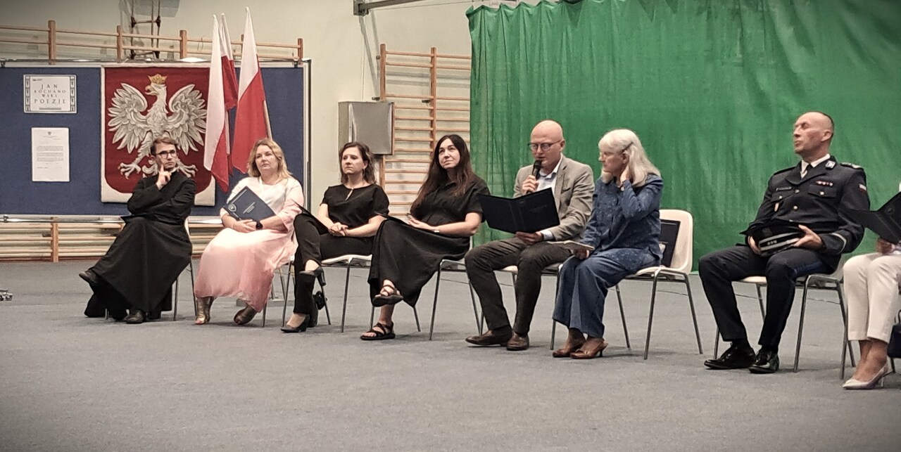 20250908 130121 Easy Resize.com