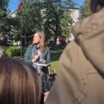 b3 (19) Easy Resize.com