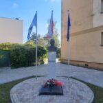 b3 (2) Easy Resize.com