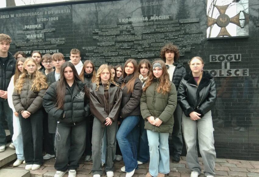 100 0132 Easy Resize.com